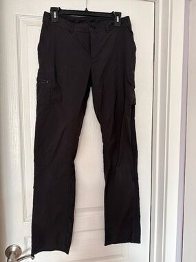 The North Face Black Cargo Pants | Hiking / Outdoor | Size 4